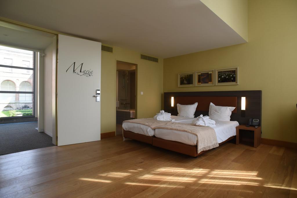Het Godshuis Hotel Sint-Laureins Eksteriør billede