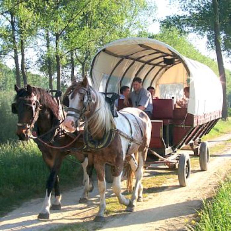Het Godshuis Hotel Sint-Laureins Eksteriør billede