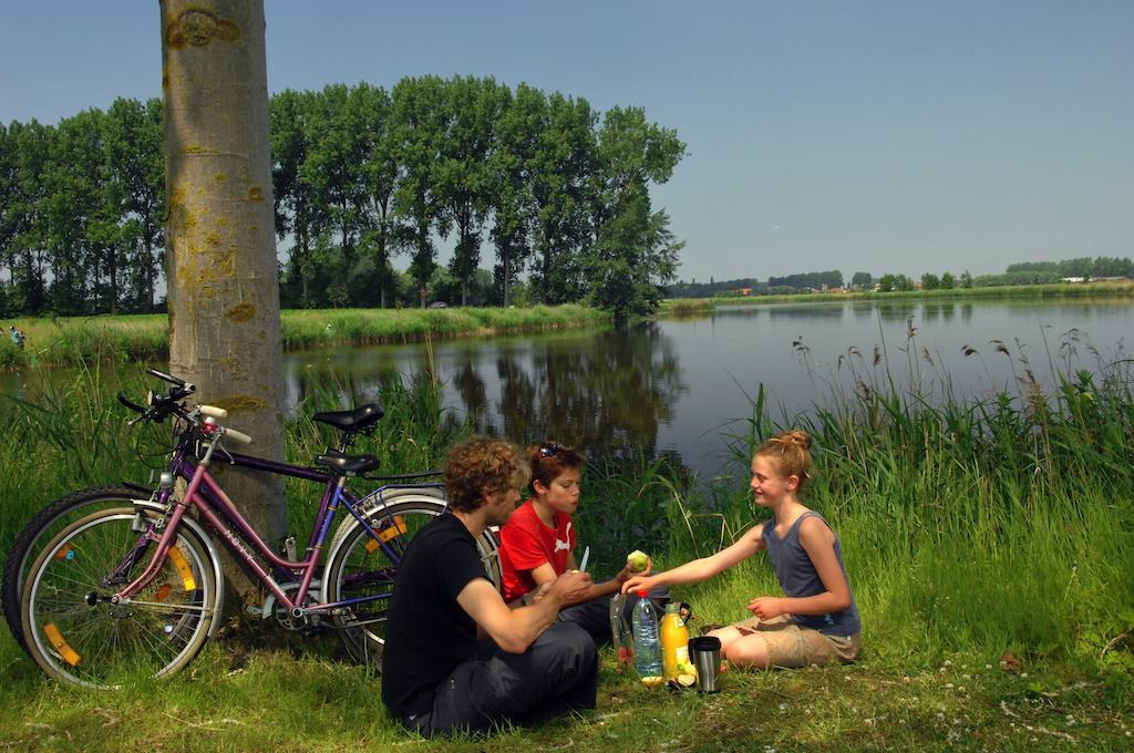 Het Godshuis Hotel Sint-Laureins Eksteriør billede
