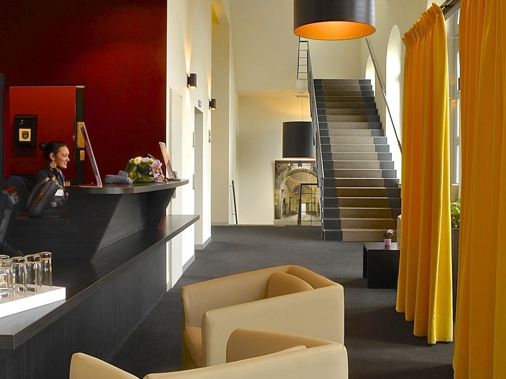Het Godshuis Hotel Sint-Laureins Eksteriør billede